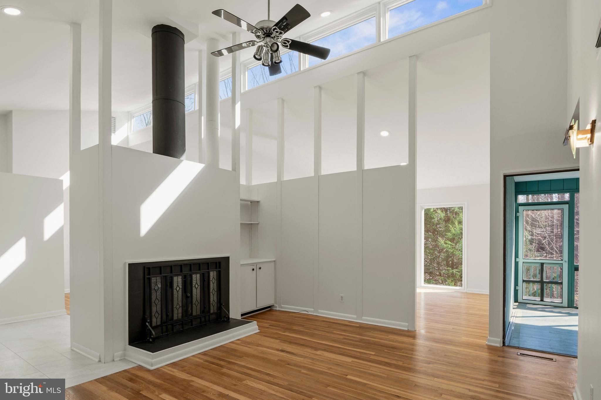 11089 Swansfield Road Columbia, MD 21044 - Photo 18 of 54 Office or Sitting Room
