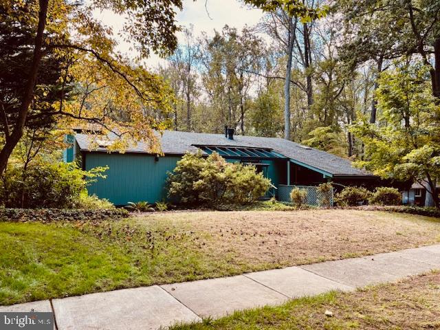 11089 Swansfield Road Columbia, MD 21044 - Photo 2 of 54 Mid-century modern masterpiece in a serene setting
