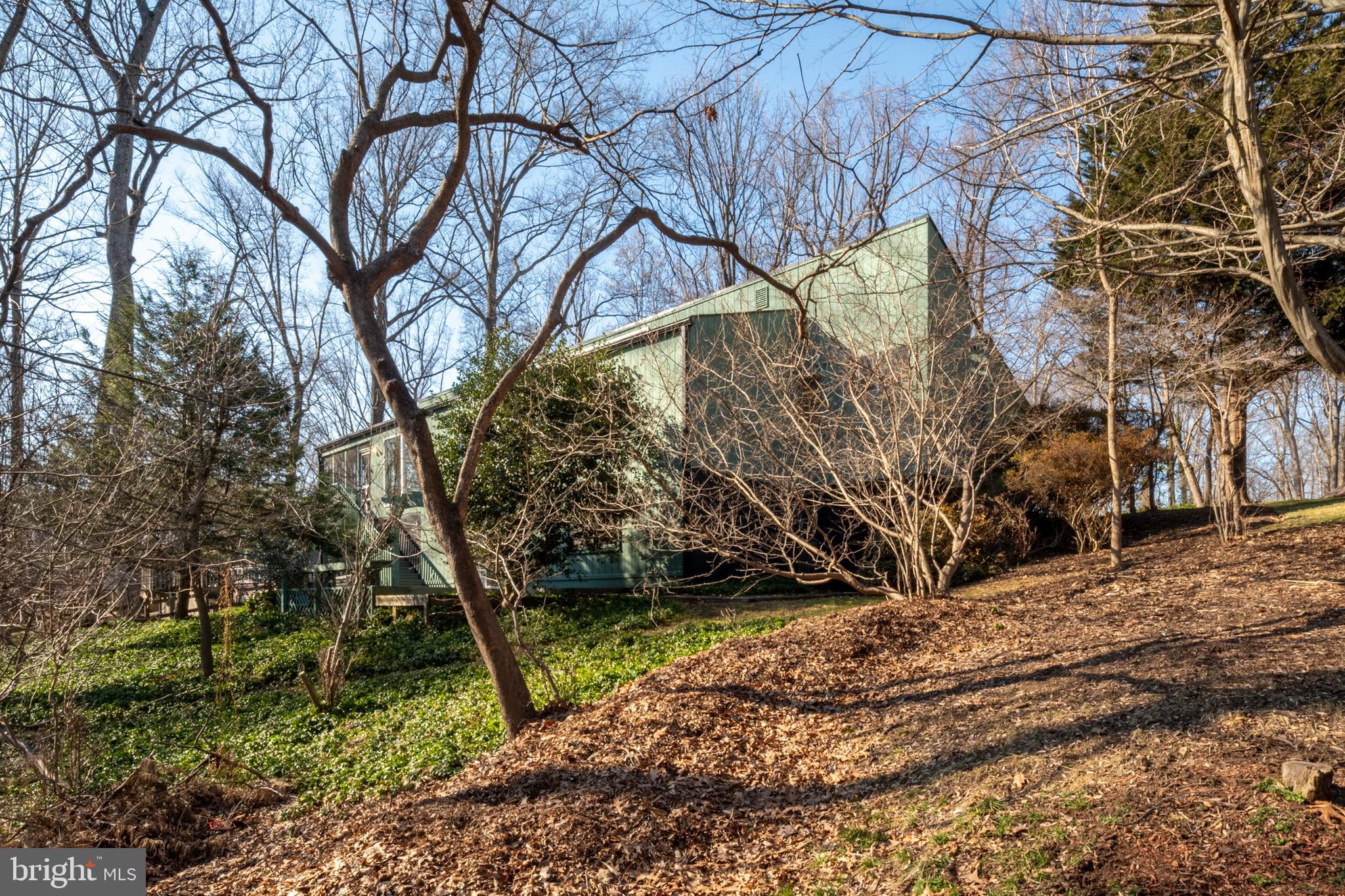11089 Swansfield Road Columbia, MD 21044 - Photo 51 of 54 Exterior Back