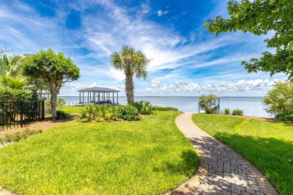 $3,599,000 | 4567 Landfall Court, Destin, FL 32541