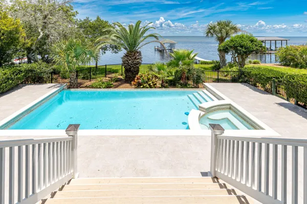 $3,599,000 | 4567 Landfall Court, Destin, FL 32541