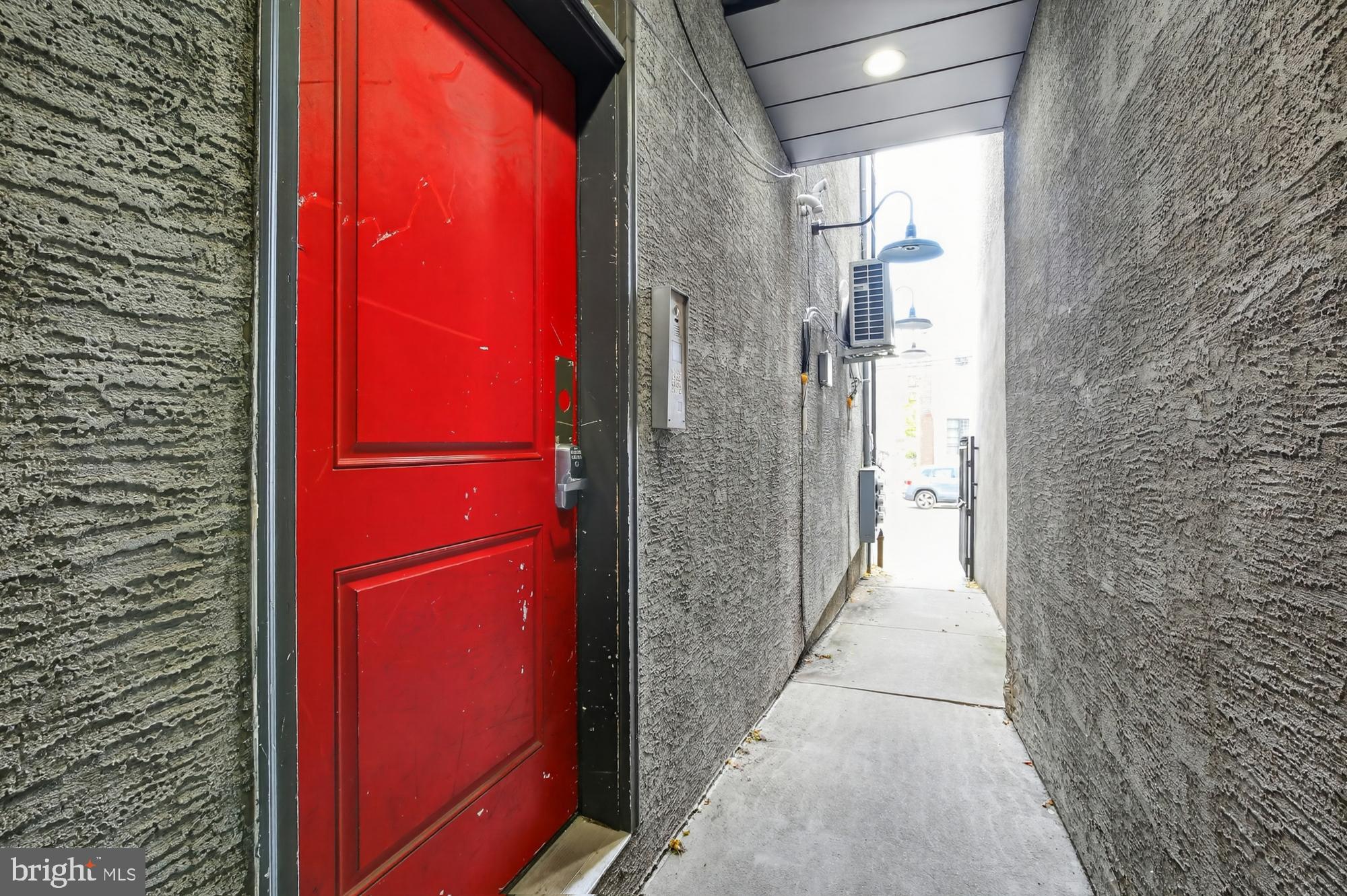 946 North 2nd Street, Unit 5 Philadelphia, PA 19123 - Photo 29 of 31