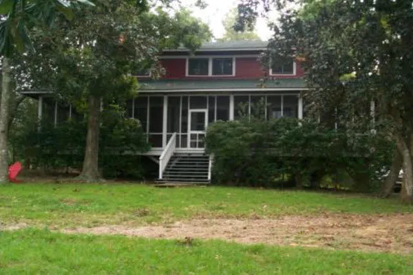 $1,200 | 903 Sea Cliff Drive, Fairhope, AL 36532