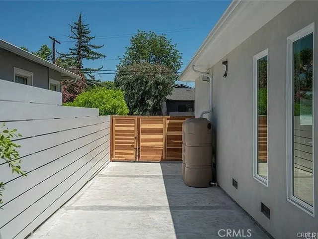 $7,300 | 4931 Murietta Avenue, Sherman Oaks, CA 91423