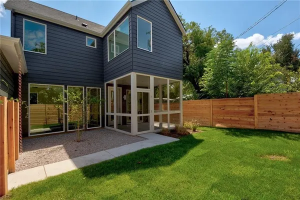 $2,800 | 5514 Avenue H, Unit 2, Austin, TX 78751