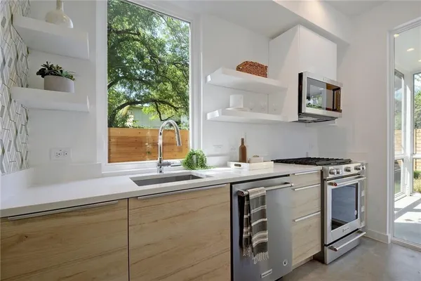 $2,800 | 5514 Avenue H, Unit 2, Austin, TX 78751