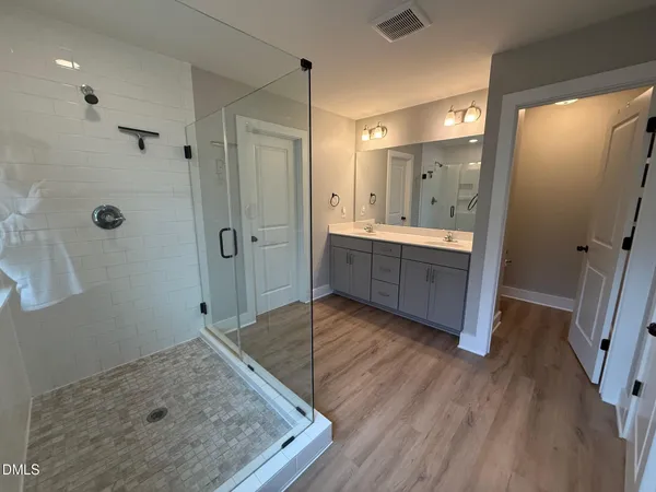 $2,895 | 340 Avery Glenn Way, Fuquay-Varina, NC 27526