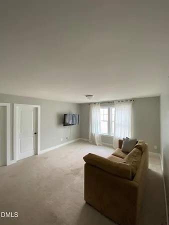 $2,895 | 340 Avery Glenn Way, Fuquay-Varina, NC 27526