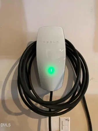 $2,895 | 340 Avery Glenn Way, Fuquay-Varina, NC 27526