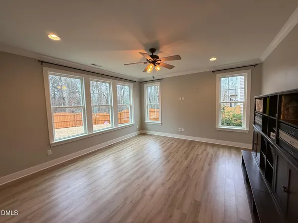 $2,895 | 340 Avery Glenn Way, Fuquay-Varina, NC 27526