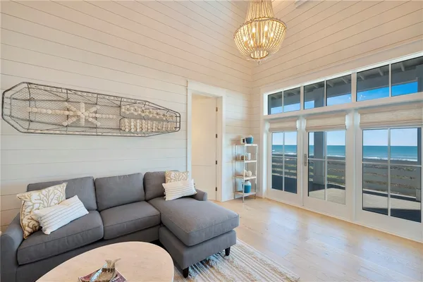 $5,495,000 | 236 Seaside Drive, Port Aransas, TX 78373