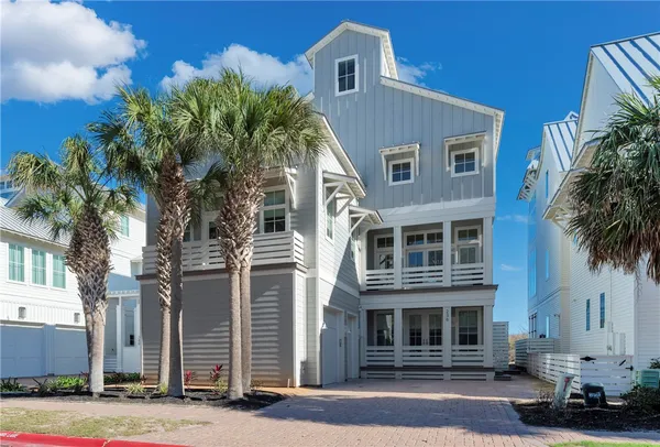 $5,495,000 | 236 Seaside Drive, Port Aransas, TX 78373