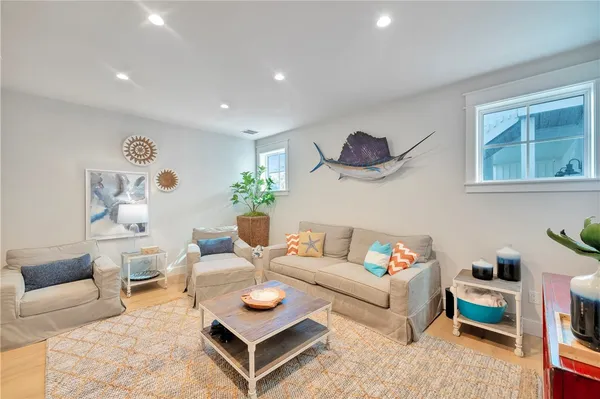 $5,495,000 | 236 Seaside Drive, Port Aransas, TX 78373