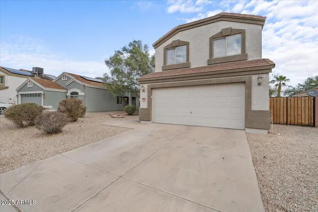 a house view with a outdoor space