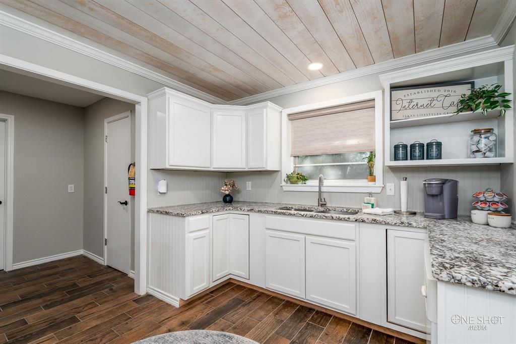 5919 Buffalo Gap Road Abilene, TX 79606 - Photo 7 of 23