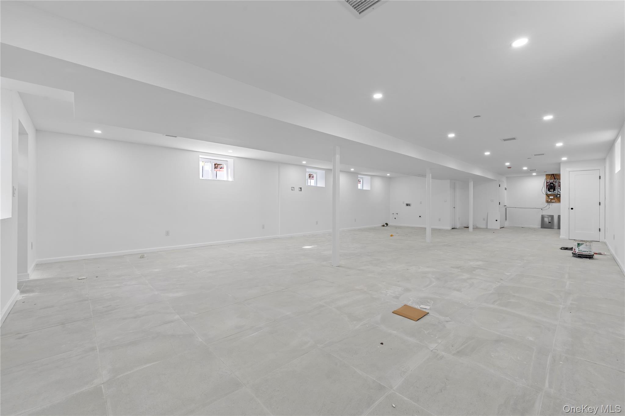 258-14 147th Road Queens, NY 11422 - Photo 13 of 17 a view of an empty room