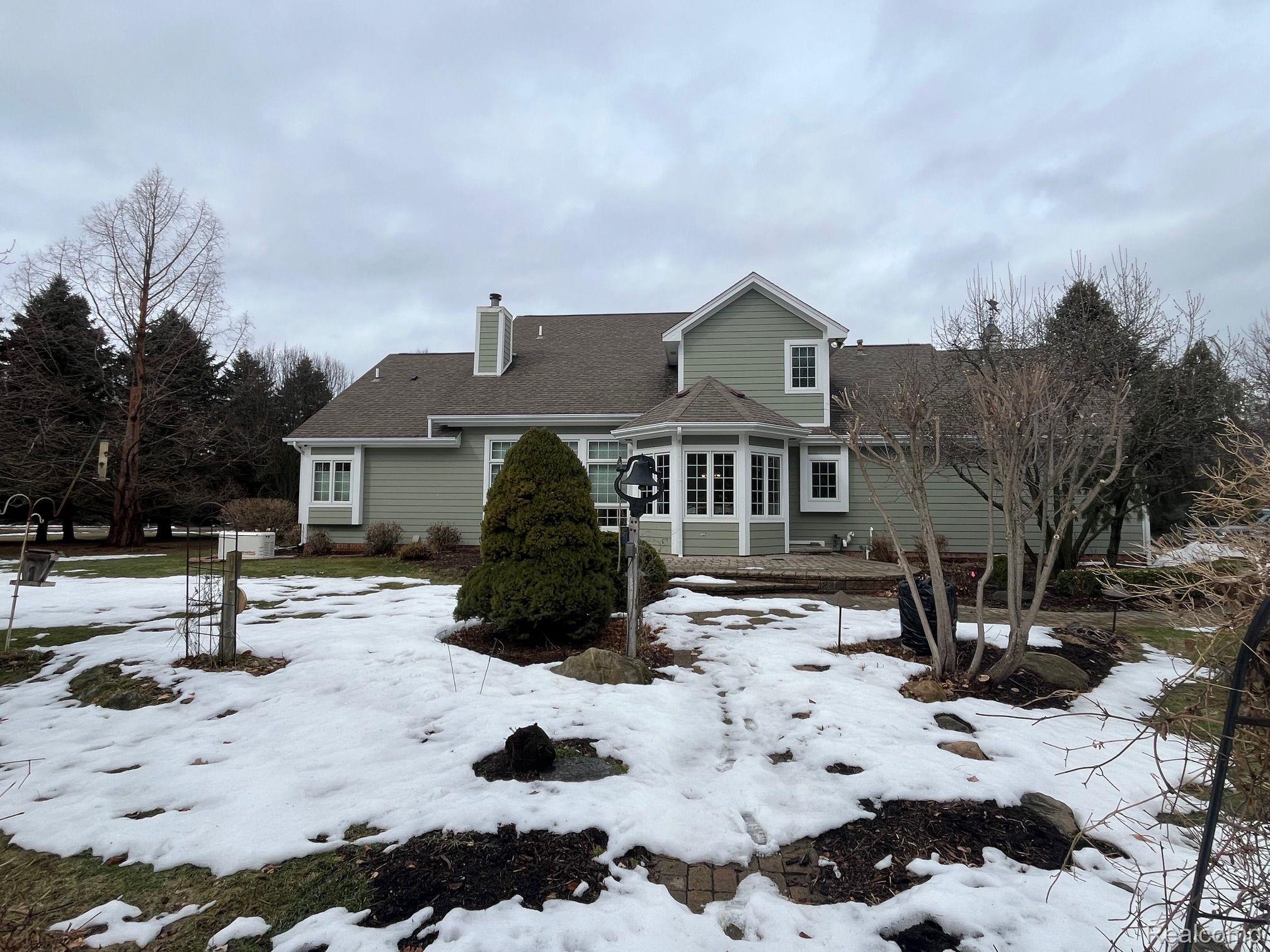 5112 Ridge Trail South Clarkston, MI 48348 - Photo 3 of 45