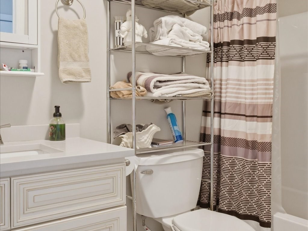 67 Ling Street Fall River, MA 02720 - Photo 20 of 32