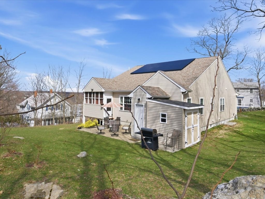 67 Ling Street Fall River, MA 02720 - Photo 3 of 32