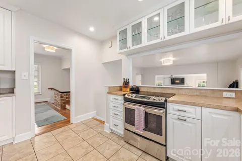 $699,000 | 6929 Knightswood Drive, Charlotte, NC 28226