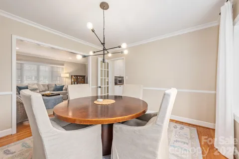 $699,000 | 6929 Knightswood Drive, Charlotte, NC 28226