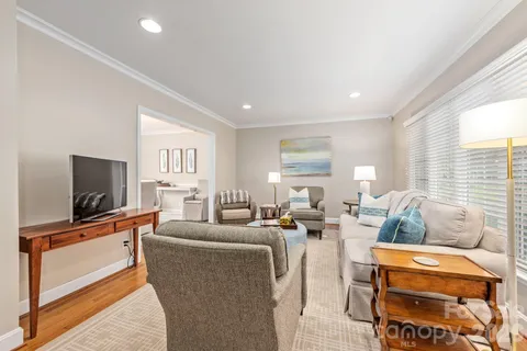 $699,000 | 6929 Knightswood Drive, Charlotte, NC 28226