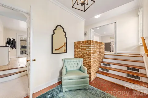 $699,000 | 6929 Knightswood Drive, Charlotte, NC 28226