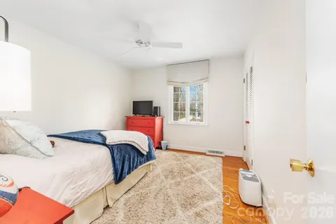 $699,000 | 6929 Knightswood Drive, Charlotte, NC 28226