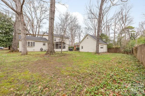 $699,000 | 6929 Knightswood Drive, Charlotte, NC 28226