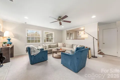 $699,000 | 6929 Knightswood Drive, Charlotte, NC 28226