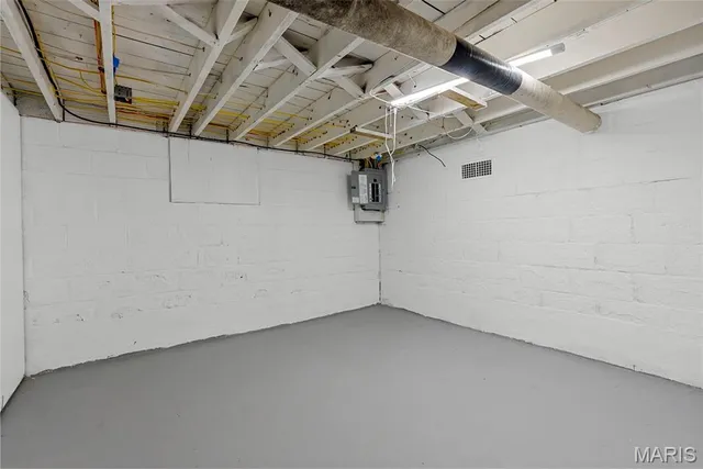 $154,900 | 8728 Susan Avenue, St. John, MO 63114