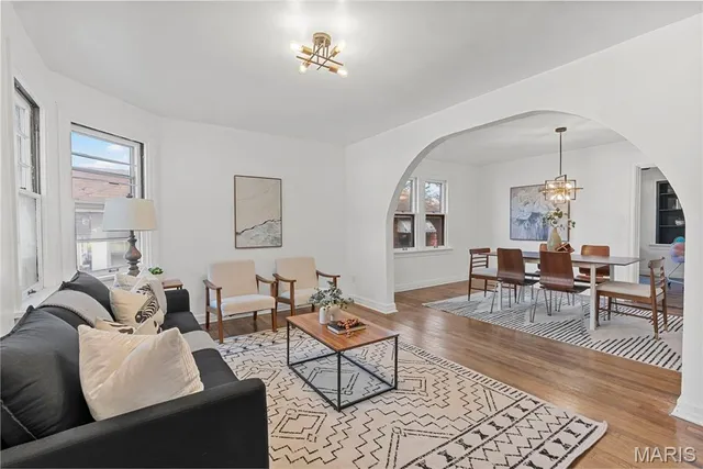 $154,900 | 8728 Susan Avenue, St. John, MO 63114