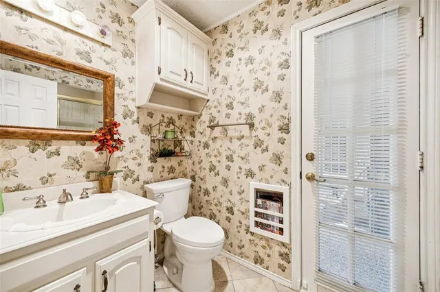 $405,000 | 2918 Grand Oak Drive, Garland, TX 75044