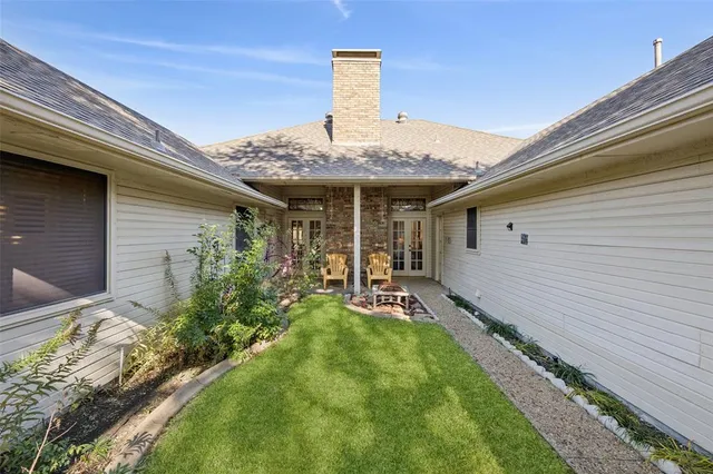 $405,000 | 2918 Grand Oak Drive, Garland, TX 75044