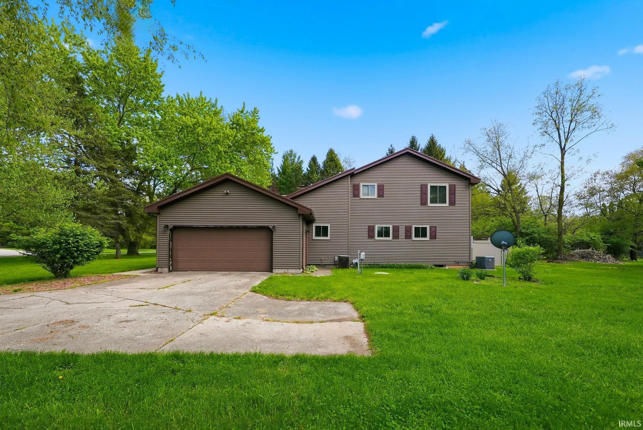 5880 North 170 West Howe, IN 46746 - Photo 4 of 36