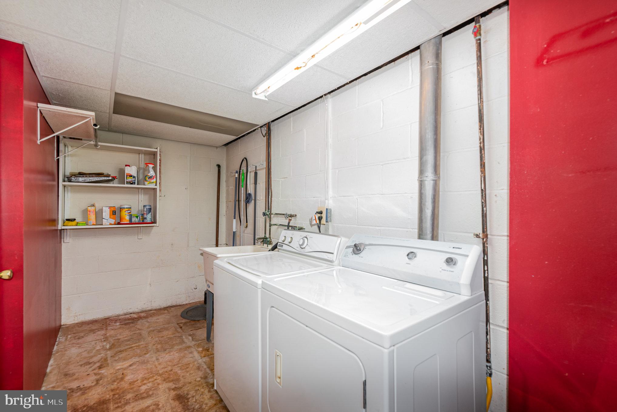 517 Joppa Farm Road Joppa, MD 21085 - Photo 18 of 25 a utility room with dryer and washer