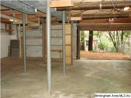 212 Remington Road Birmingham, AL 35215 - Photo 15 of 20