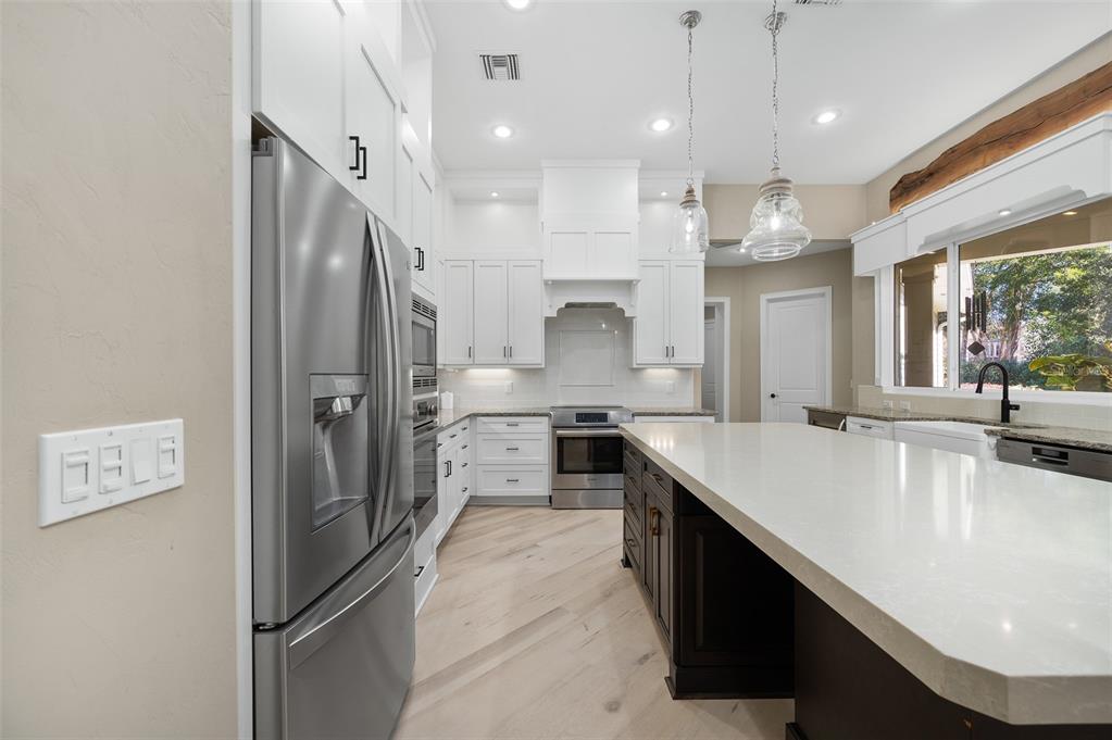 691 Southwest 136th Street Newberry, FL 32669 - Photo 10 of 58