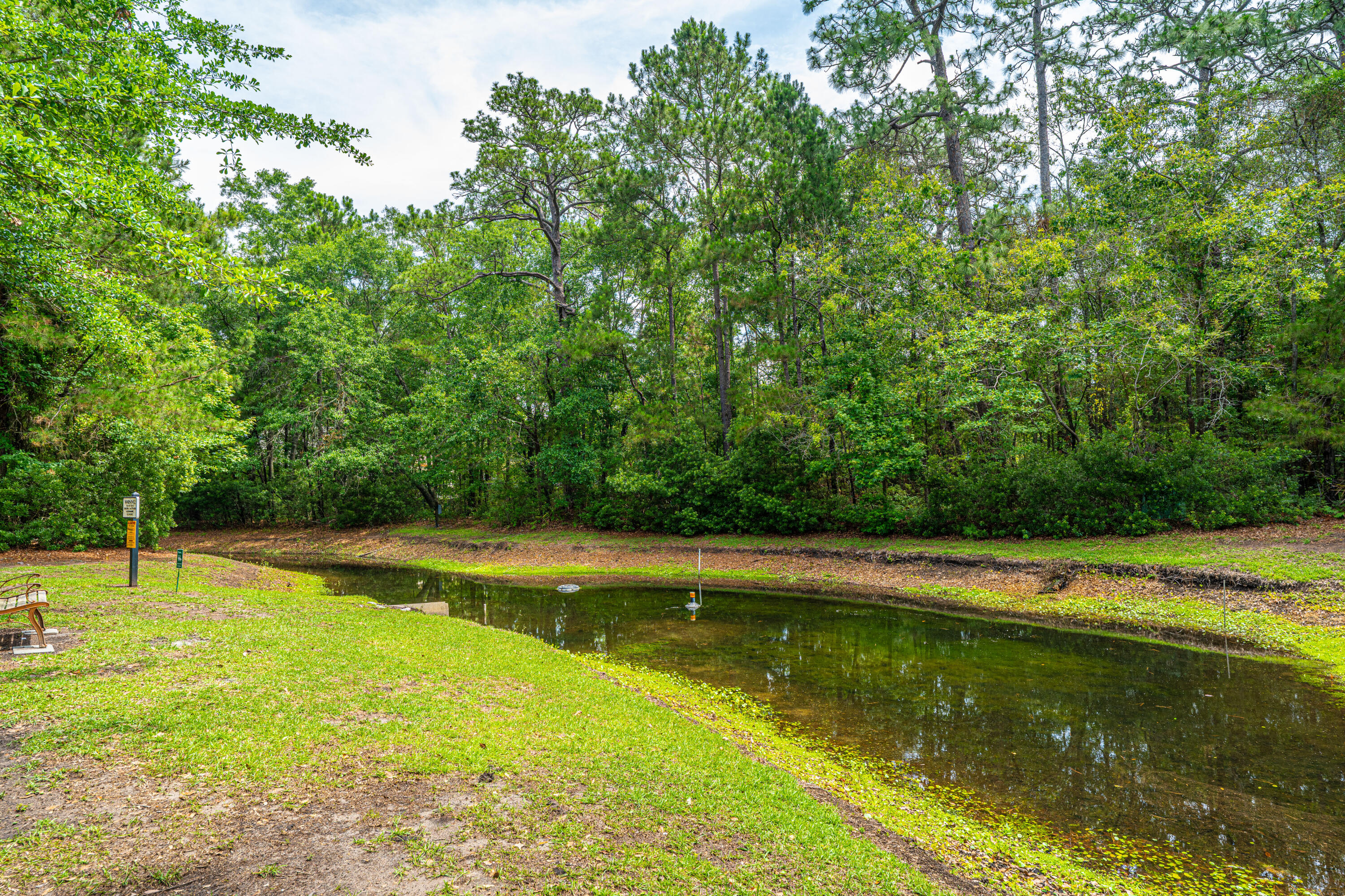 2011 North Highway 17, Unit 1400A Mount Pleasant, SC 29466 - Photo 14 of 31 Community Setting