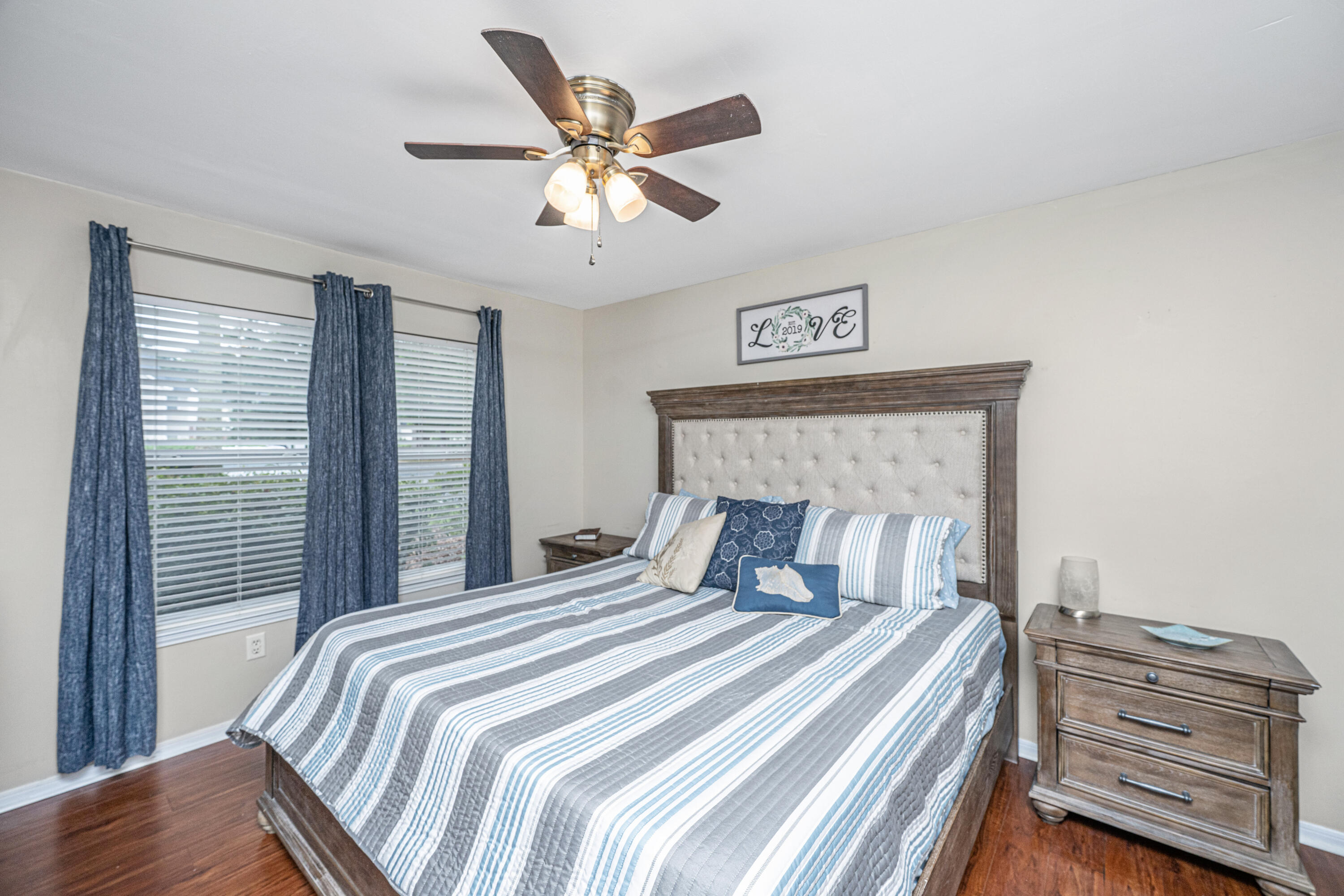 2011 North Highway 17, Unit 1400A Mount Pleasant, SC 29466 - Photo 15 of 31 Primary Bedroom