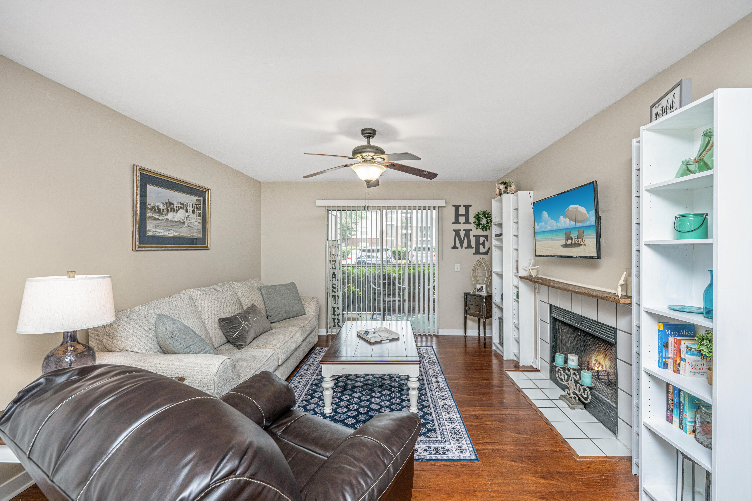 2011 North Highway 17, Unit 1400A Mount Pleasant, SC 29466 - Photo 10 of 31 Den