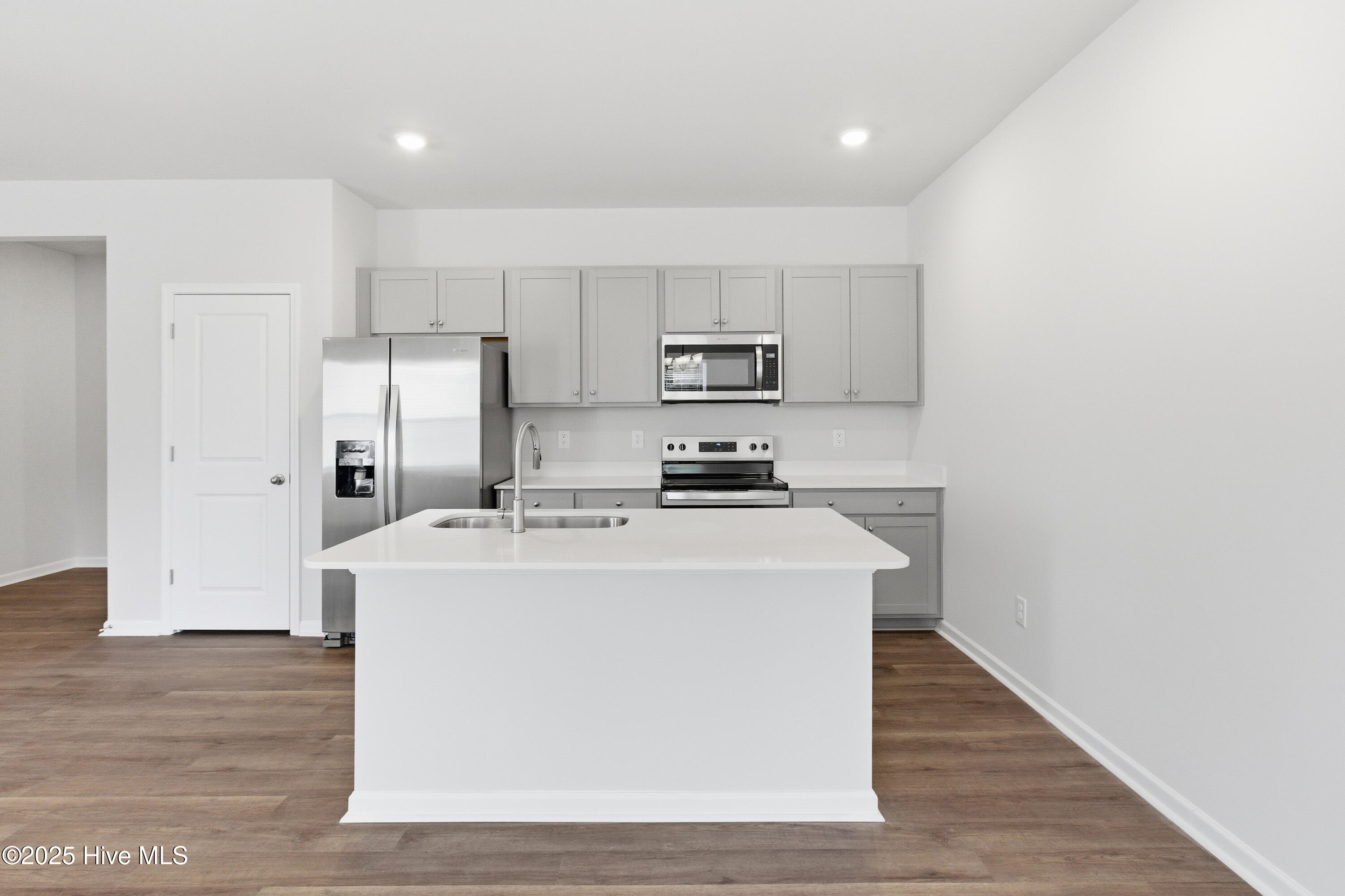 1223 Petite Terre Court New Bern, NC 28560 - Photo 9 of 62 1223 Petite Terre Court-06