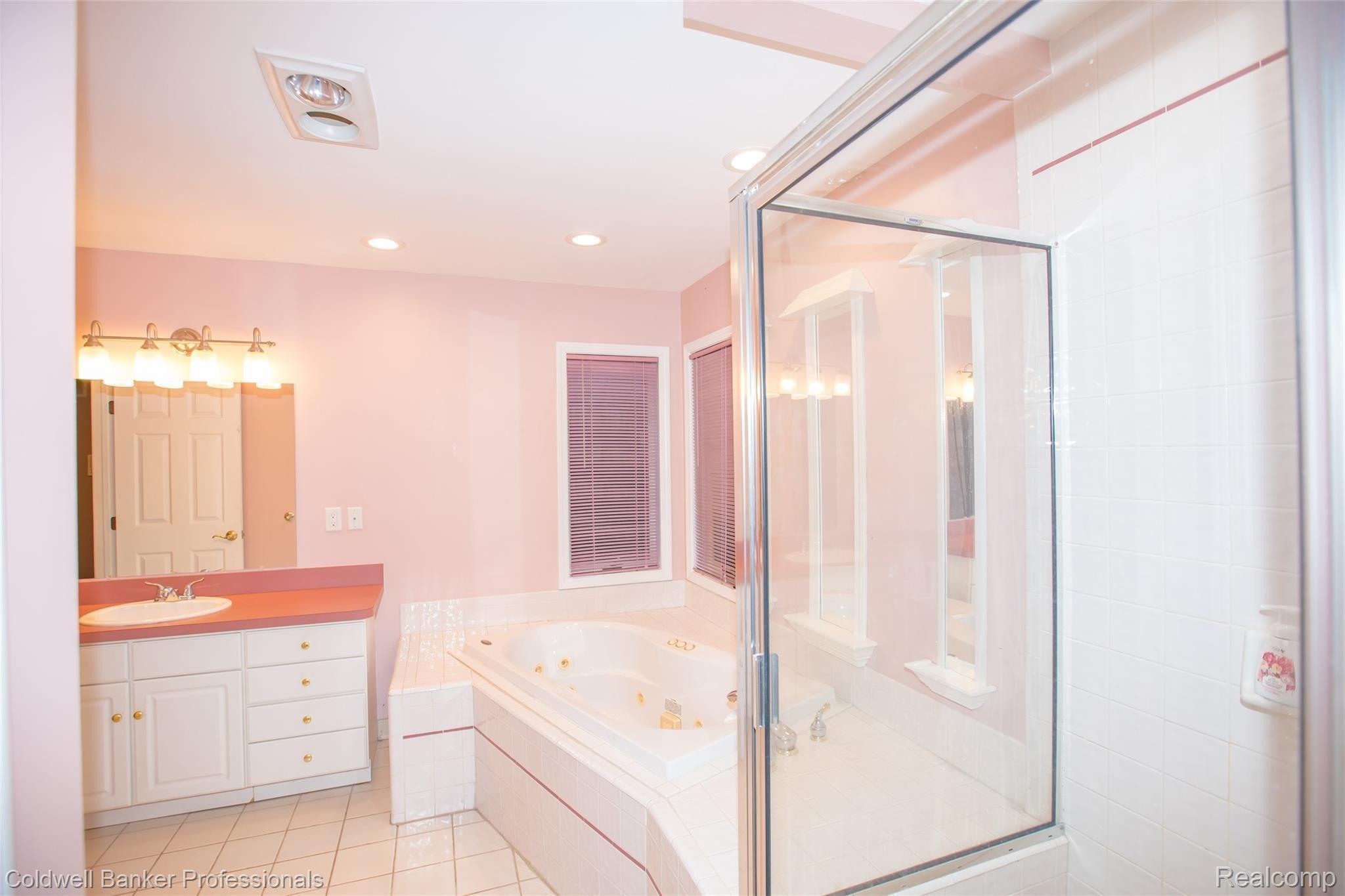 38845 Barth Street Romulus, MI 48174 - Photo 20 of 27 38845BarthRdRomulus,MI-0003.jpg
