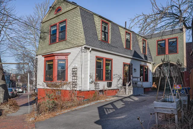 $985,000 | 34 Dow Street, Portland, ME 04102