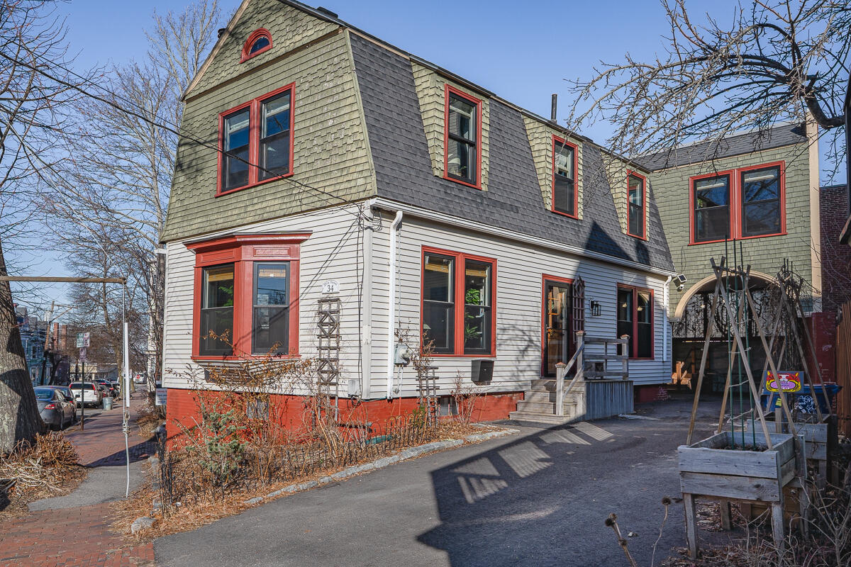 34 Dow Street Portland, ME 04102 - Photo 2 of 59 34 Dow-SRGB-008