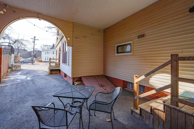 $985,000 | 34 Dow Street, Portland, ME 04102