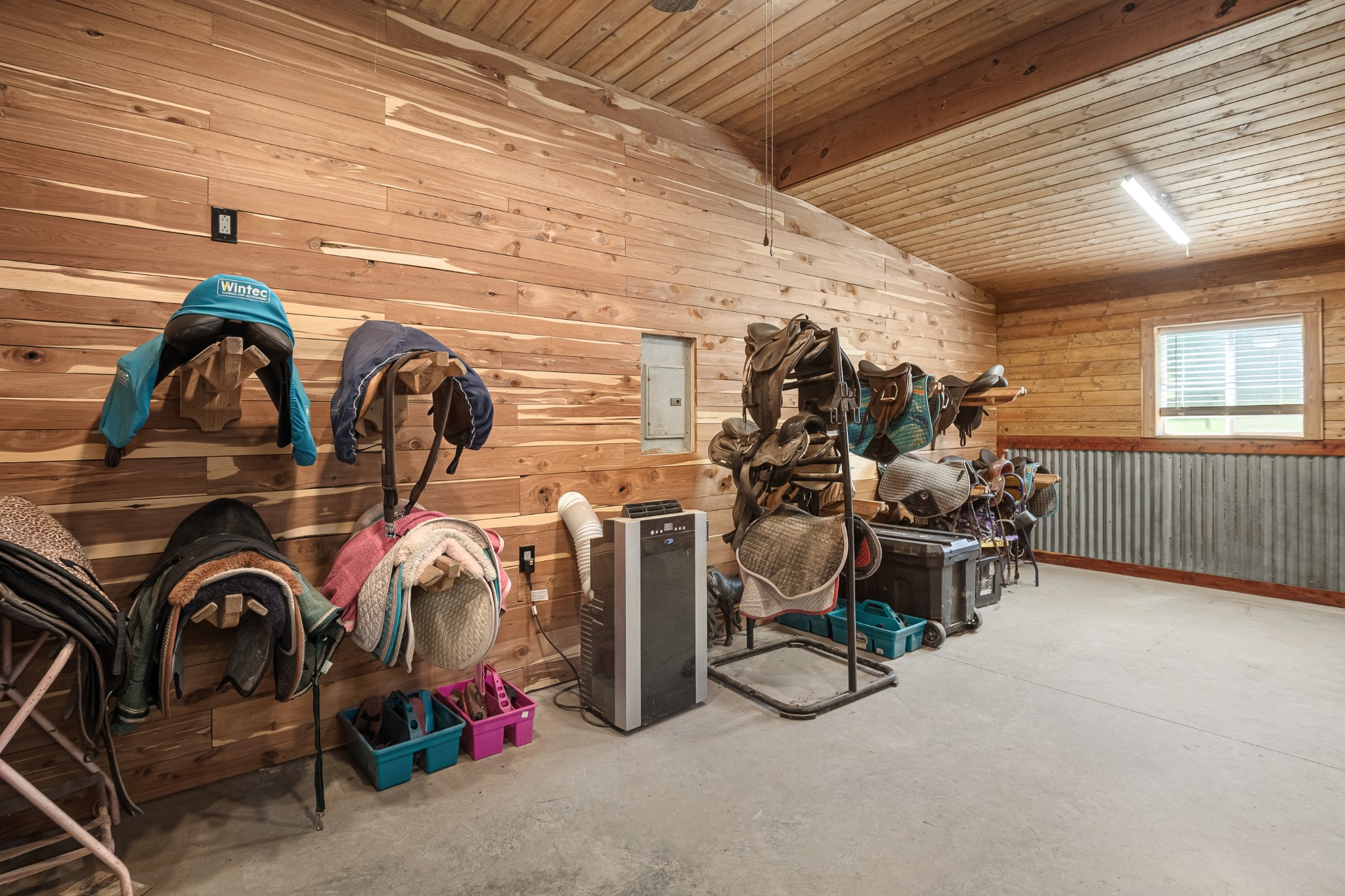 642 Beach Bottom Road Watertown, TN 37184 - Photo 36 of 48 a view of a room with gym equipment