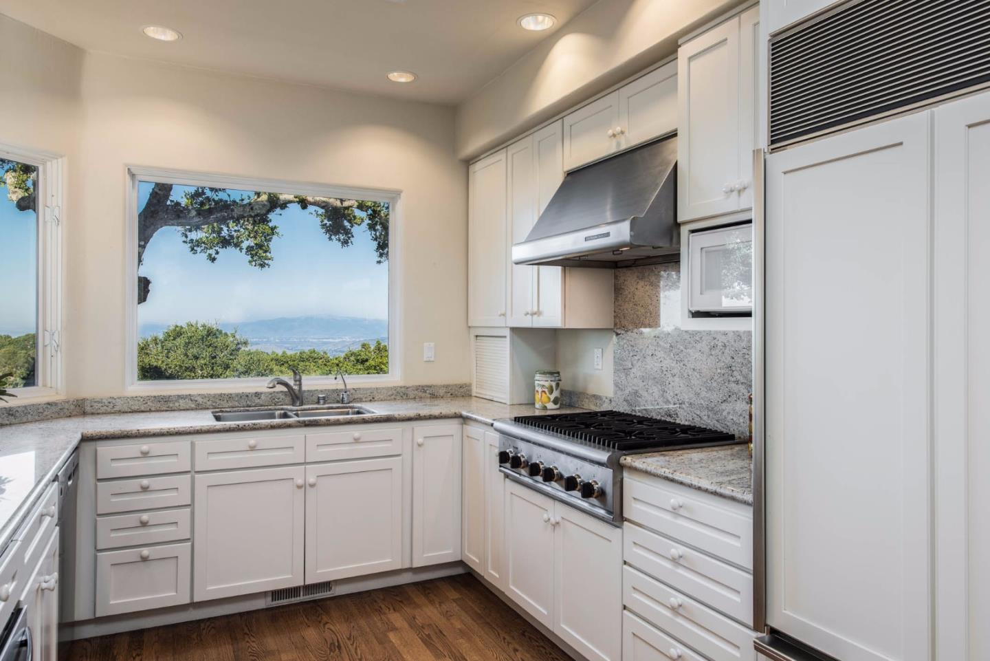 11790 Saddle Road Monterey, CA 93940 - Photo 7 of 42 Gallery Image 7