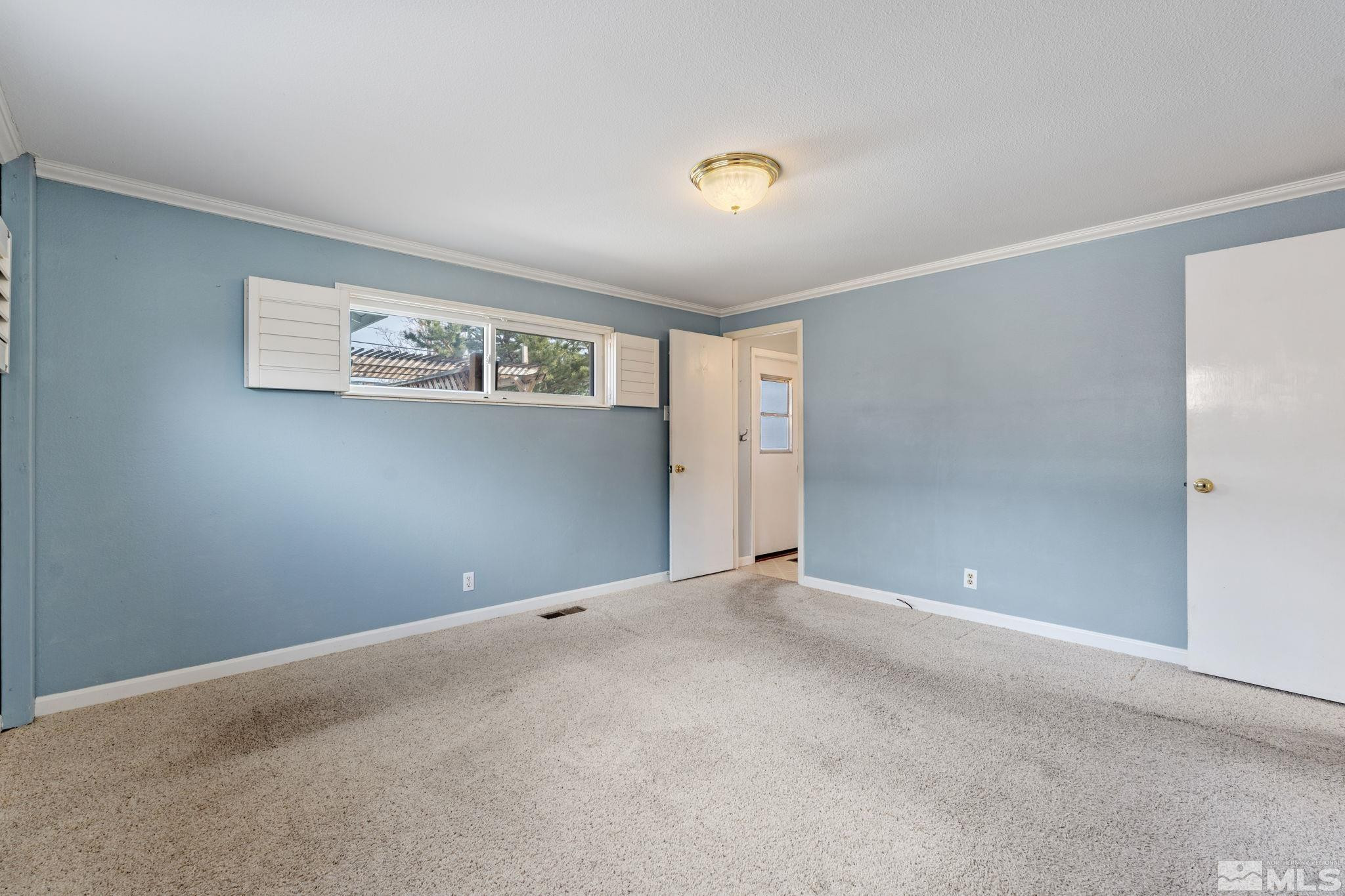 3325 Norman Drive Reno, NV 89509 - Photo 27 of 40 a view of an empty room with closet
