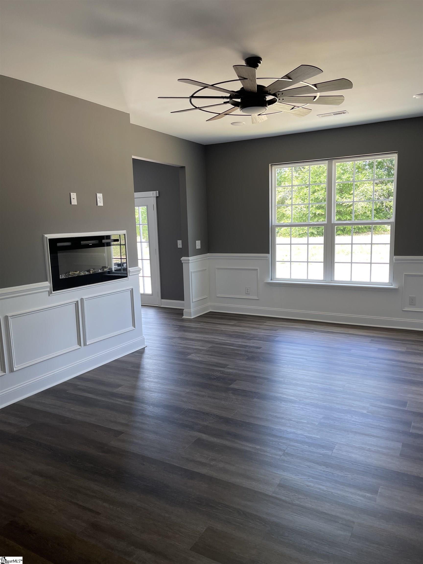 1044 Currys Lake Road Gray Court, SC 29645 - Photo 4 of 14